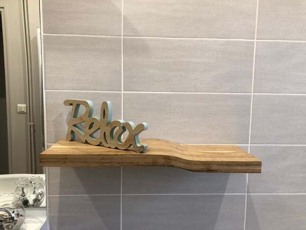 Étagère en chêne  cintrée