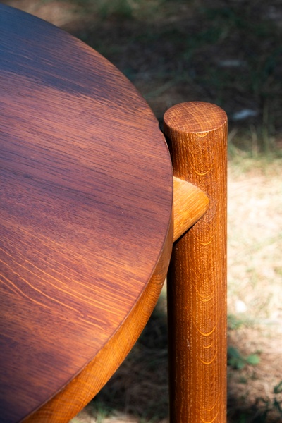 Table de salon en chêne