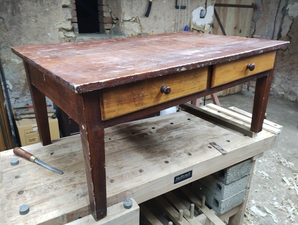 Réparation d'une table basse