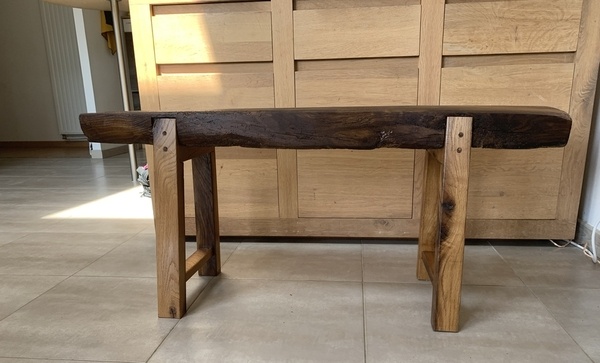 Un banc ... pas si brut