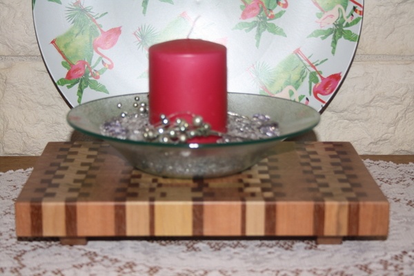 Dessous de plat en bois debout