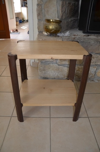 Une autre table de chevet