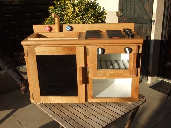 Une cuisinière four