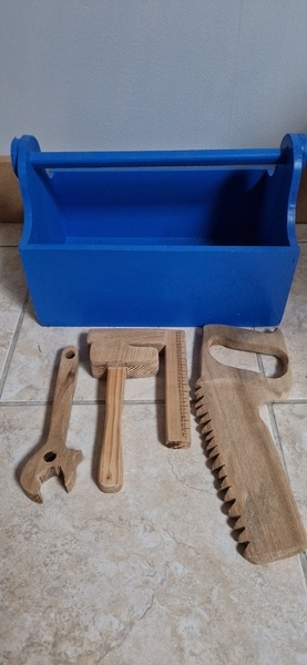 Caisse et outils pour enfants