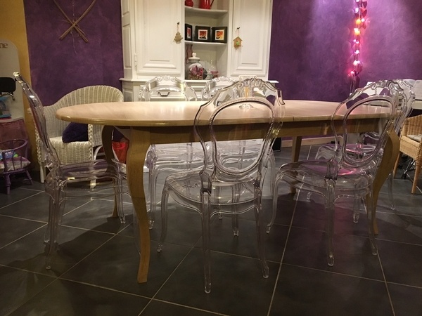 Table de salle à manger