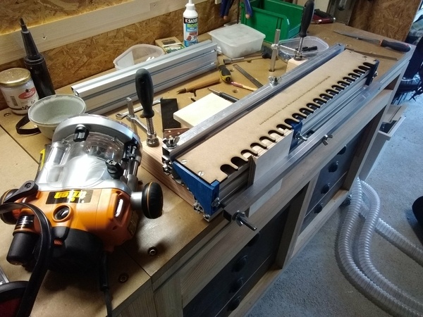 Gabarit queues d'arondes recouvertes (et autres queues possibles)