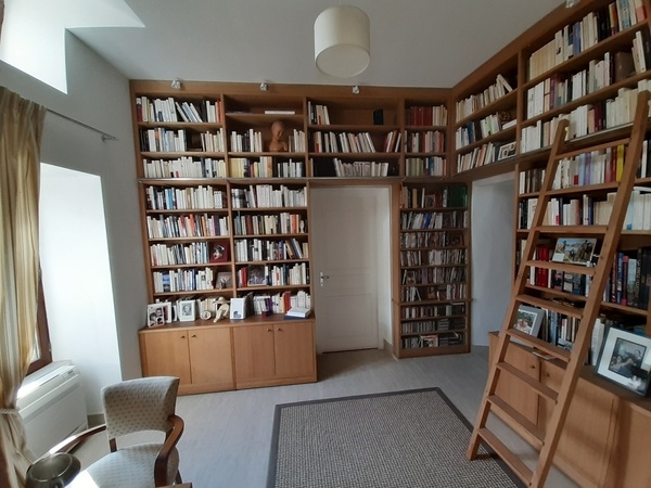 Bibliothèque chêne avec son bureau