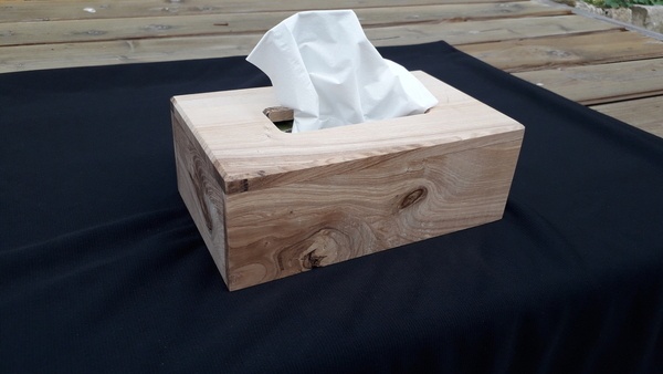 Boite à mouchoirs