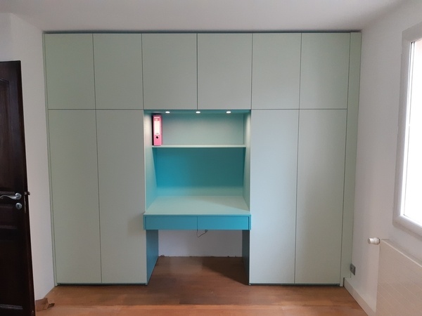 Placard bureau d'enfant