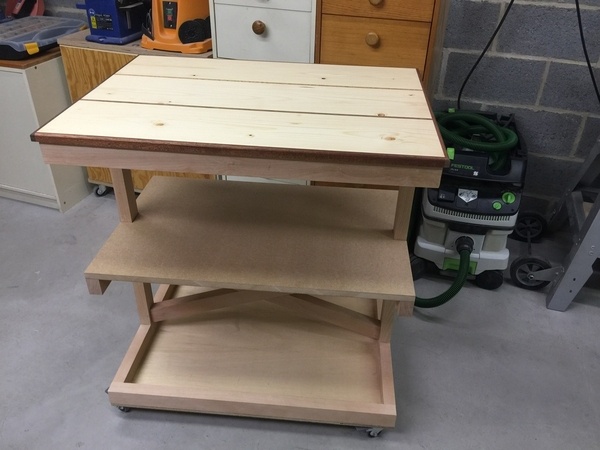 Desserte pour l'atelier - version copain des copeaux