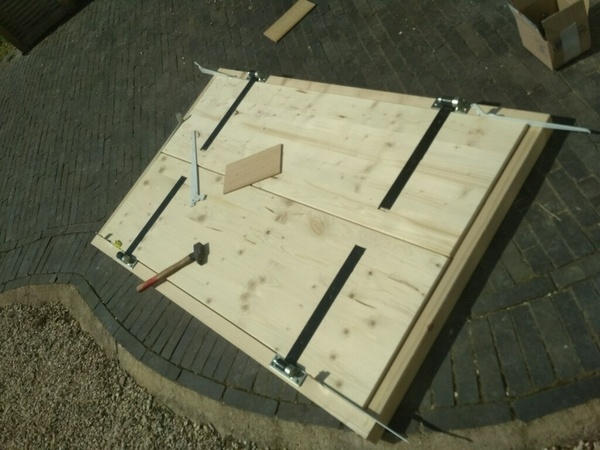 Porte de cave à 2 vantaux