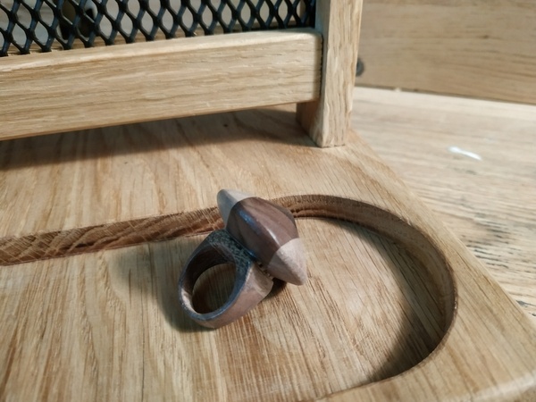 Bague en chêne noyer et érable