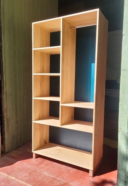 Penderie. Châtaignier.