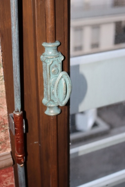 Crémone de décoration