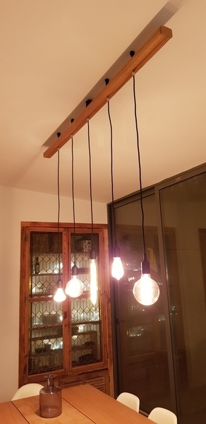 Support d'ampoules (partie haute) en chêne