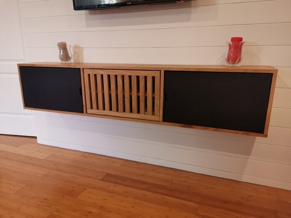 Meuble TV suspendu Chêne / Valchromat noir