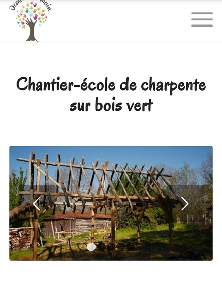 Chantier école de charpente sur bois vert
