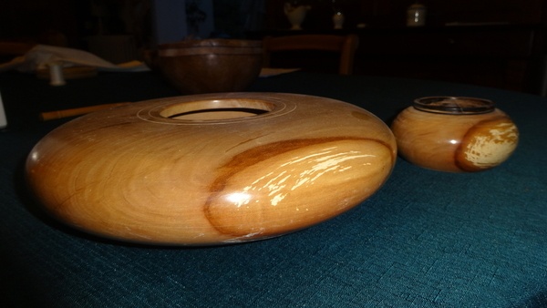 Vase plat avec petite ouverture