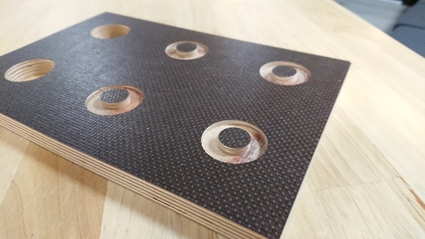 Gabarit MFT en CP usiné à la CNC