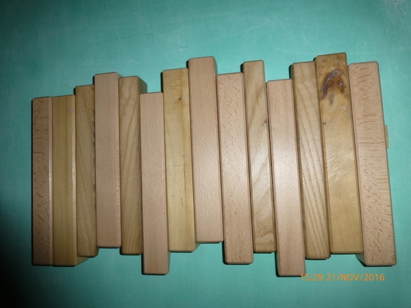 Porte manteaux 'piano'