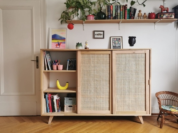 Meuble télé avec portes cannées