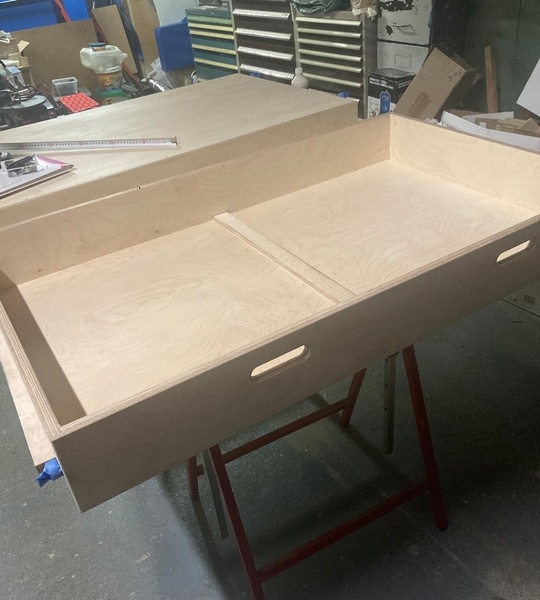 Tiroirs compacts sous lit