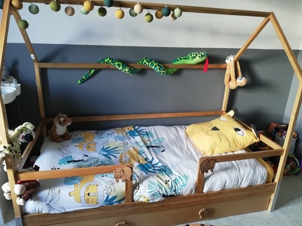 Lit cabane pour mon petit fils (cadeau de Noel)