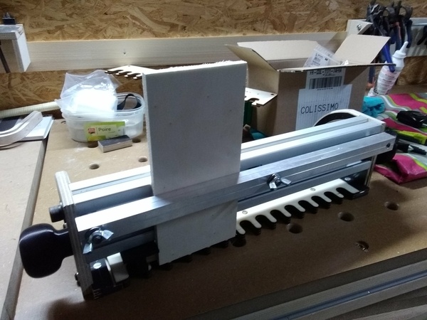 Gabarit queues d'arondes recouvertes (et autres queues) avec defonceuse sous table