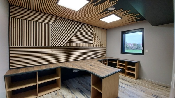 Bureau et décoration