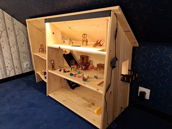 Maison de poupée