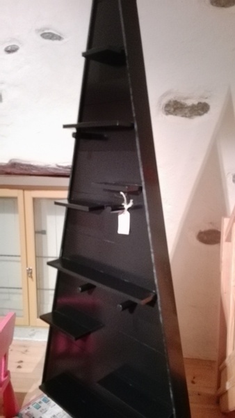 Sapin de hiver géant custom-made, concept store Lyon noir brillant