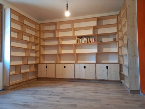 Bibliothèque trois Pans.