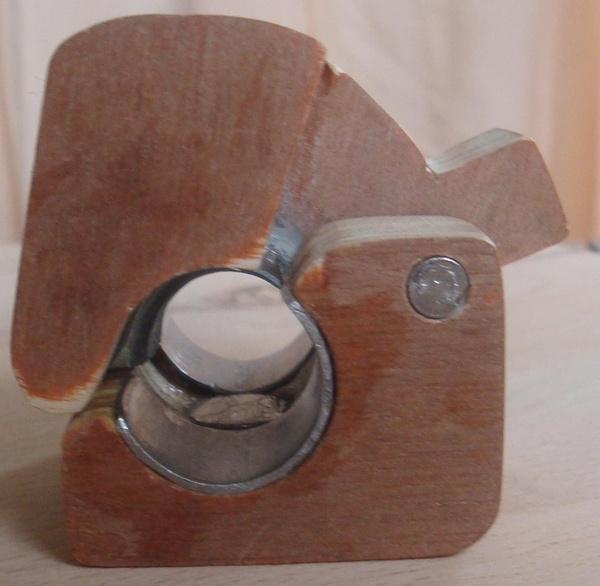 Système de débrayage automatique pour étau