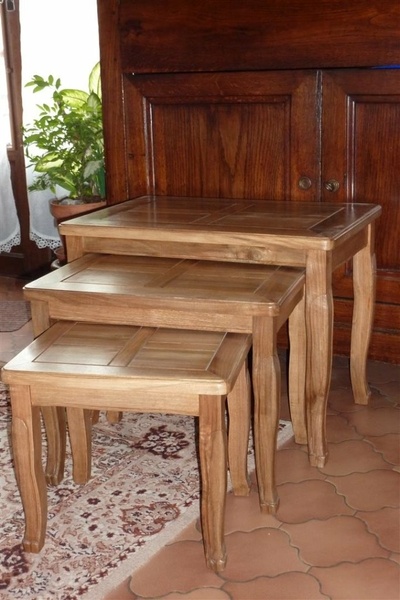 3 tables gigognes
