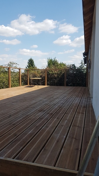 Terrasse sur pilotis