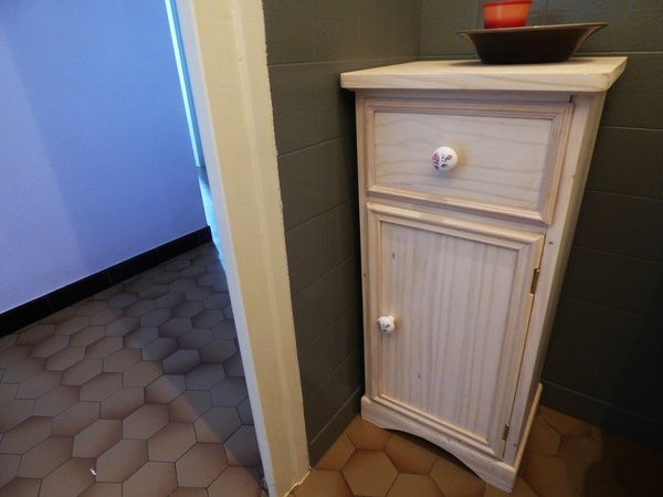 Petit placard vintage