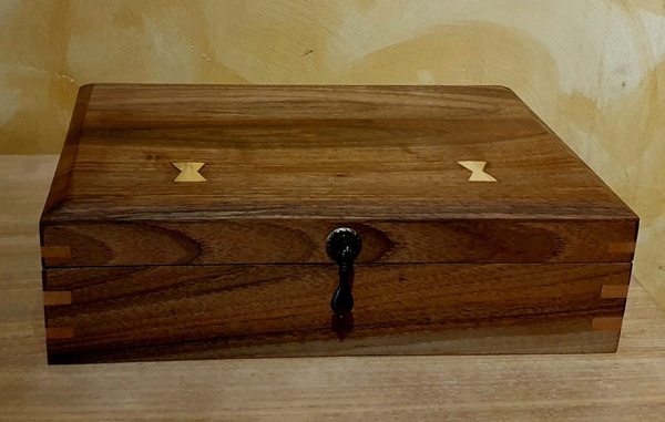 Boîte à huiles essentielles