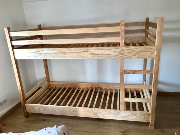 Lits superposés à hauteur limitée