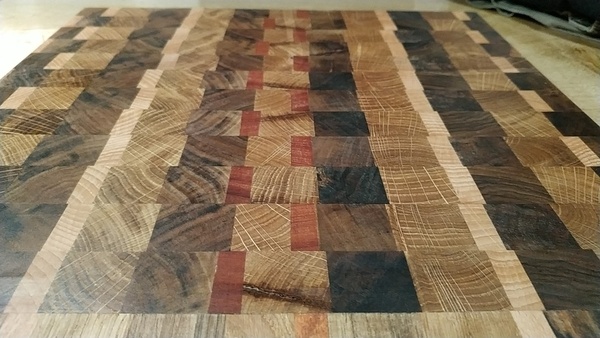 Planche à découper en bois de bout