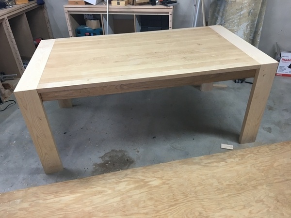 Table de salle à manger