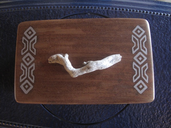 Boîte à trucs incrustation étain