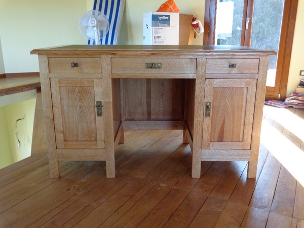 Bureau en châtaignier