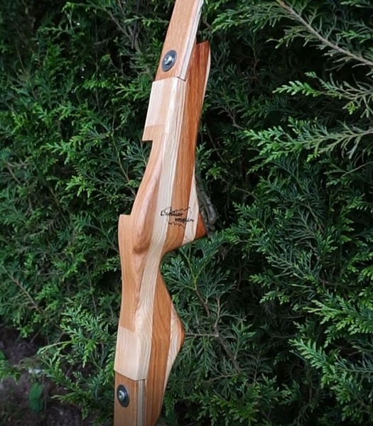 Arc en bois par L