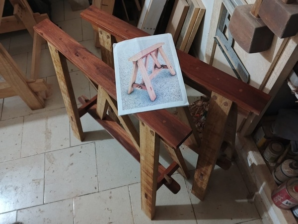 Encore un tréteau. Le vrai, en bois