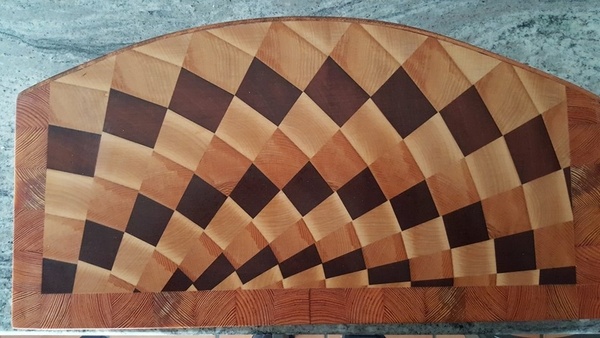 Planche à découper en bois de bout, effet Rayon