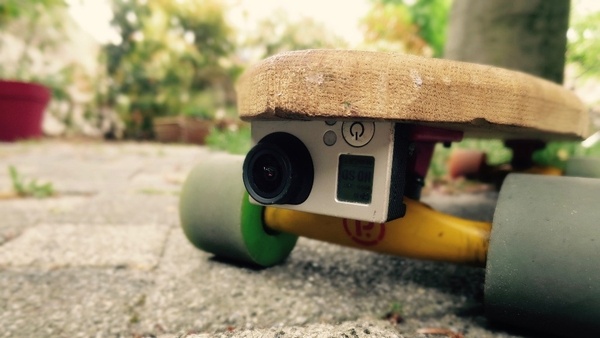 Support de gopro skateboard