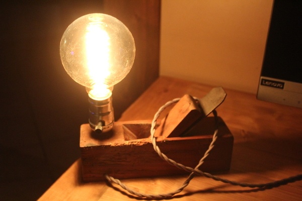 Et si Thomas Edison était menuisier???