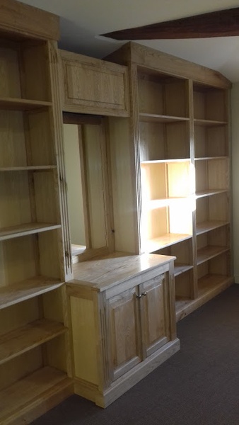 Bibliothèque salle de réunion , frêne et châtaignier