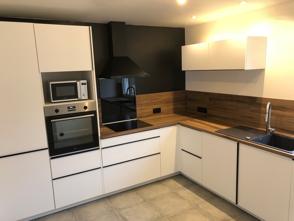 Cuisine plan de travail noyer