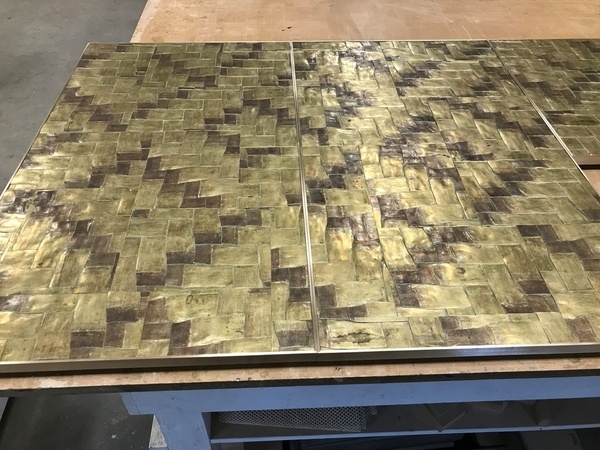 Portes de cuisine en laiton recyclé